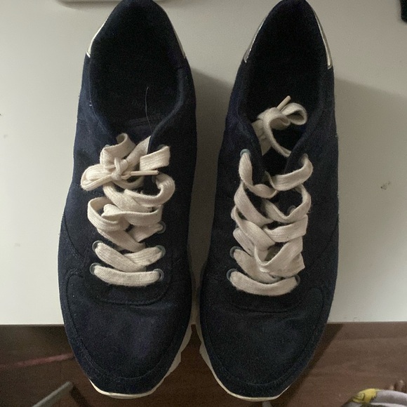 Shoes, no name, size 8/8.5 - Picture 1 of 3